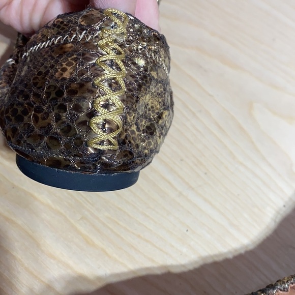 Lucky Brand flats - Picture 6 of 10